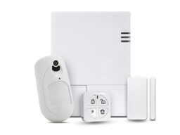 RISCO RW432P803EUA Kit Risco LightSYS Air composé de : LightSYS Air