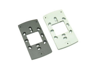 Paxton 310-750-NL Paxton Adaptateur socle P75 pour boîte de montage. L'adaptateur permet de monter n'importe quel lecteur Paxton Access de 75mm sur un socle électrique britannique standard.