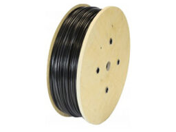 Thermocable F3051 (500m) Thermocable F3051 ProReact EN est un câble de détecteur de chaleur linéaire analogique réinitialisable avec un revêtement de câble en nylon pour un environnement intérieur/extérieur. Ce revêtement de câble en nylon résistant aux UV résiste mieux à la lumière directe du soleil et à certains produits chimiques. Le système LHD analogique ProReact EN de Thermocable compense les changements continus de la température ambiante afin de réduire la probabilité de fausses alarmes pendant le fonctionnement